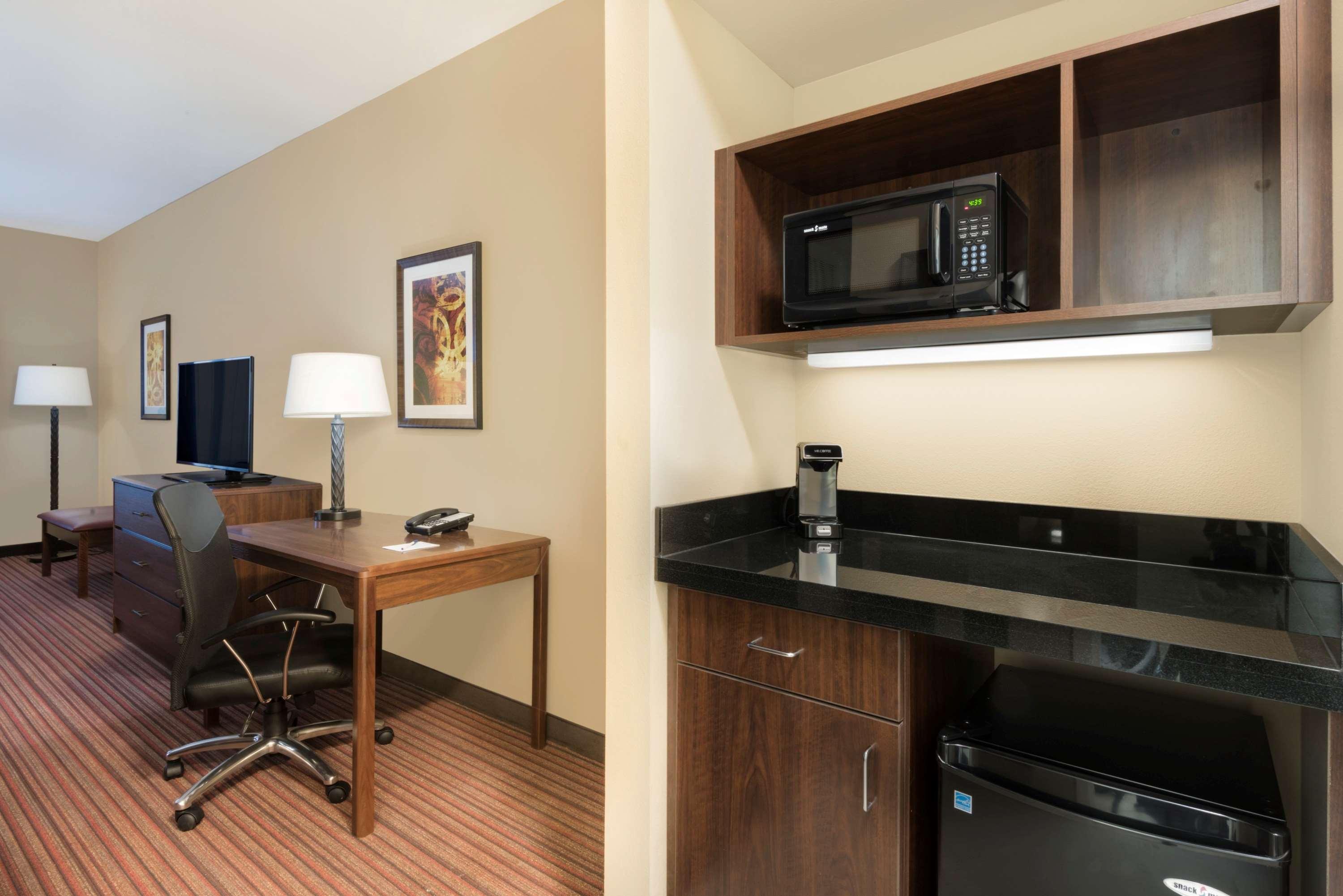 Best Western Plus Hudson Hotel&Suites Exterior foto